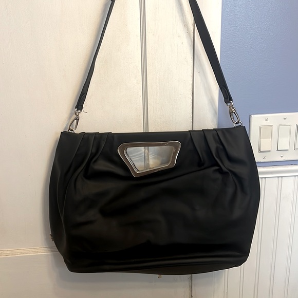 BEIS Handbags - BEIS limited edition cactus leather tote